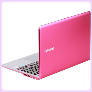 Розовый ноутбук
