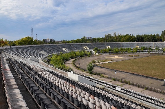 стадіони Донецька
