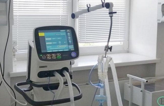 апарати штучної вентиляції легень
