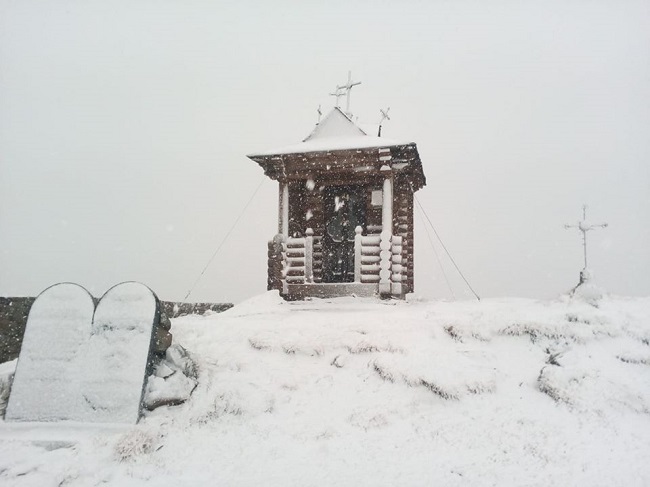 Сніг в Карпатах