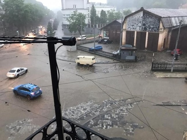 Буревій у Львові