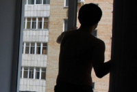 На Львівщині підліток випав з балкона 9-го поверху, тікаючи від батьків