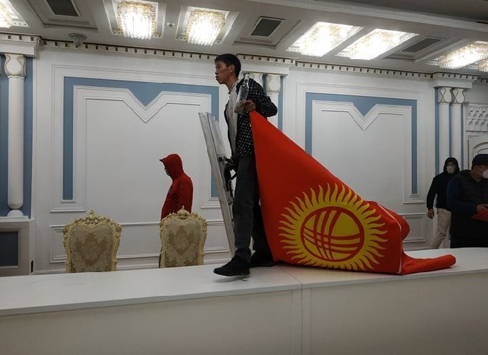 протести в Киргизстані