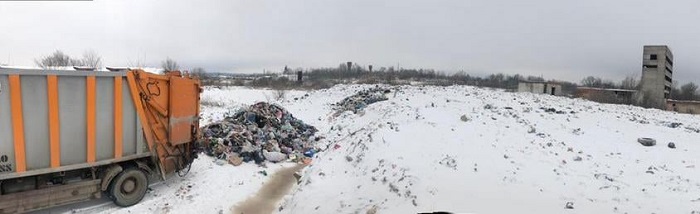 стихійне сміттєзвалище