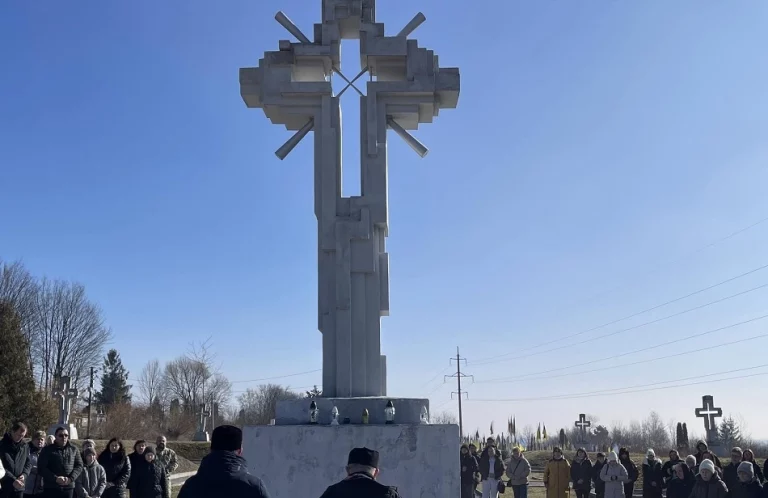 У Дрогобичі провели автопробіг в пам’ять полеглих і живих Воїнів