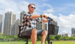 How to Choose a Safe and Comfortable Elderly Scooter
