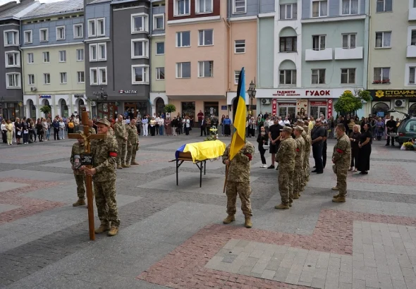 Сьогодні Дрогобич прощався з полеглим Героєм Юрієм Забитком