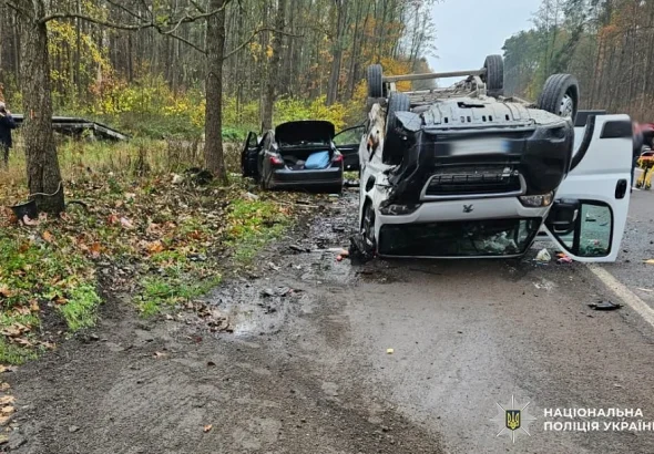 Поліція встановлюює обставини ДТП на трасі «Львів – Луцьк»